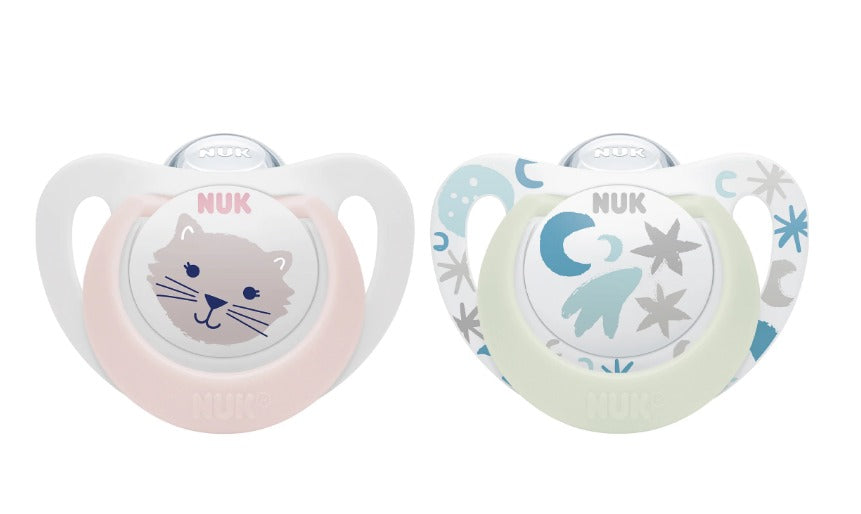 NUK | זוג מוצצים ורוד לבן 0-6 חודשים - אורתודנטיים וזוהרים בחושך