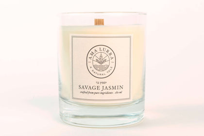 נר שמן בריח יסמין פרחוני ורענן הנר אינו מכיל פרפין המכיל שמנים צמחיים ושעוות ליצירת אוירה בטוחה מפיץ ריח לחלל החדר אמאלורה Amalurra